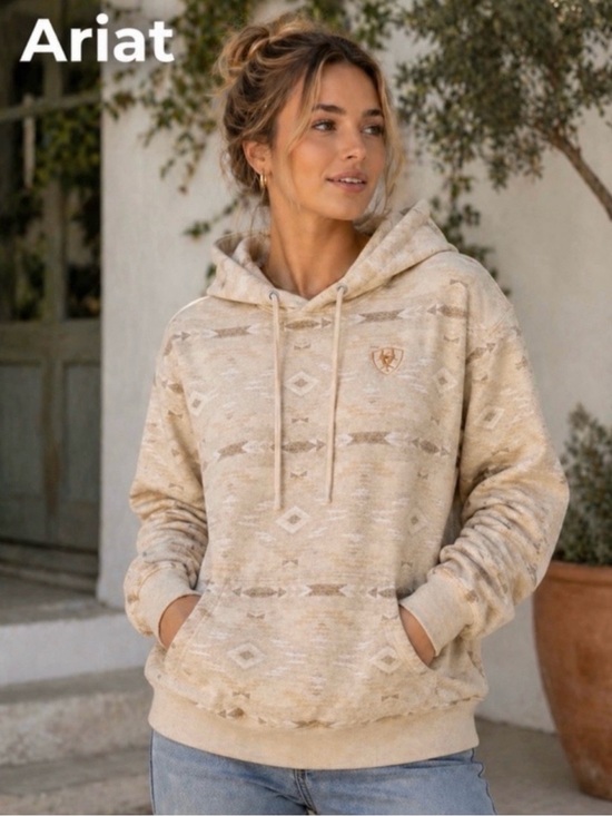 Tops - Ariat NWOT Western Aztec
Hoodie Pullover Neutral Beige
Cozy Ranch Style. XL